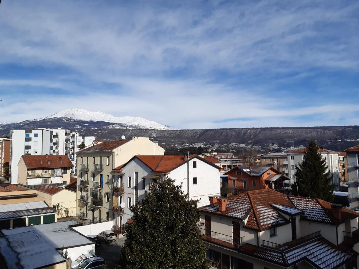 Hotel Sei Da Noi Ivrea Exterior foto